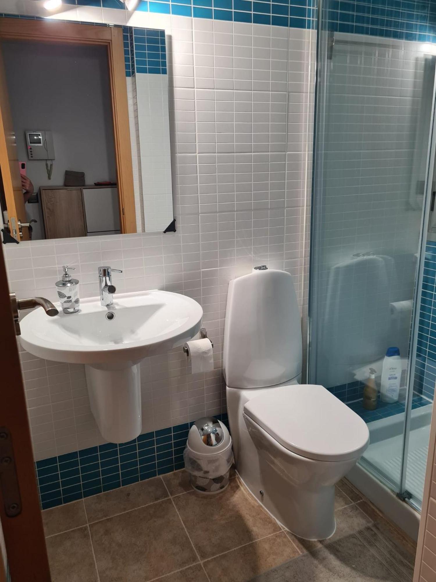 阿利坎特Quarto Com Banheiro Privado Em Apartamento Familiar公寓 外观 照片